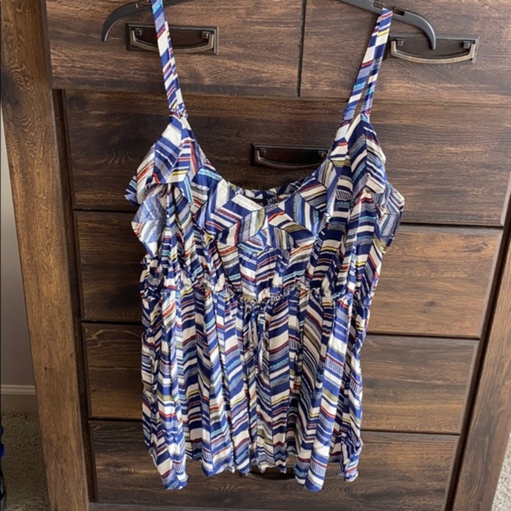 TORRID'S CHEVRON PRINT CHALLIS RUFFLE BABYDOLL TOP - Picture 2 of 7